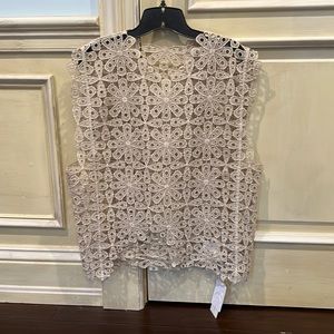 NWT Commense Women Nude Eyelet Top